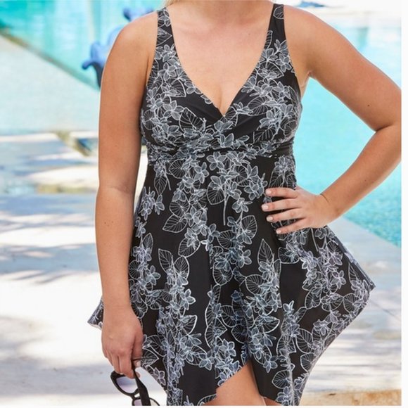 4x swim dress